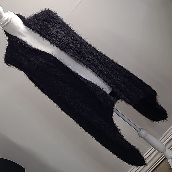 G eyelash vest good condition - Picture 1 of 7